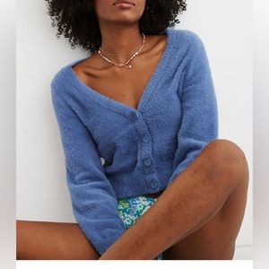 Boutique blue sweater